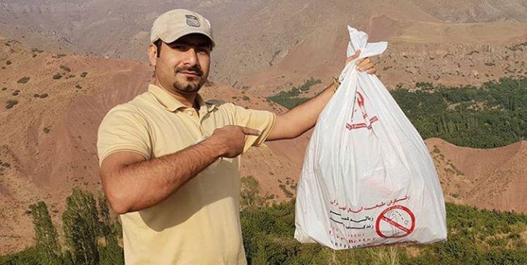احسان میرزائی - روز جهانی داوطلب - پاکسازی